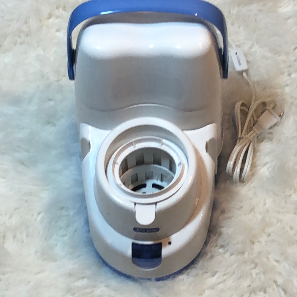 *SALE PRICED TO SELL* THE FIRST YEARS NIGHT CRAVINGS BOTTLE WARM/COOLER